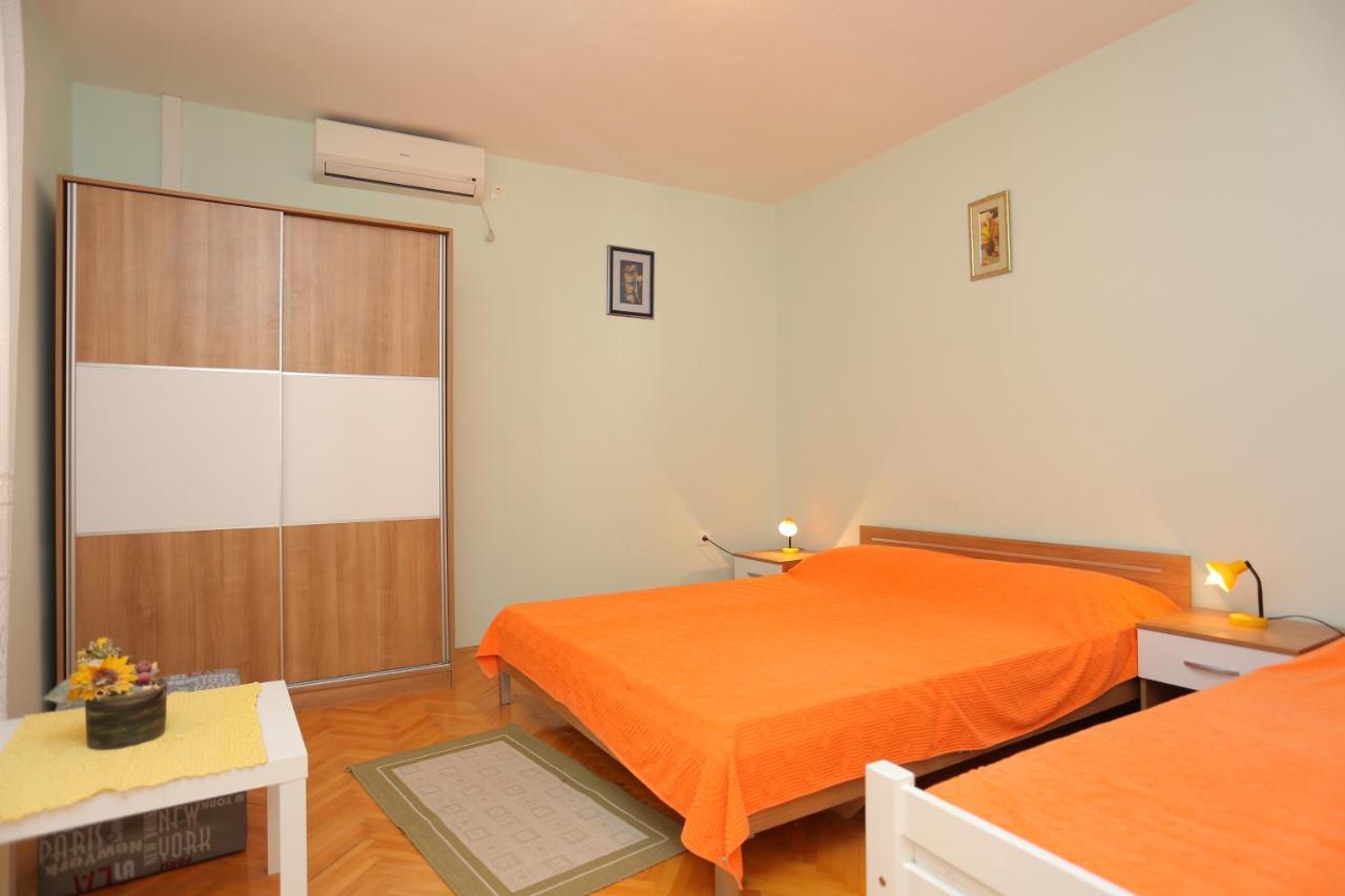 Apartments By The Sea Mimice, Omis - 18149 Ngoại thất bức ảnh