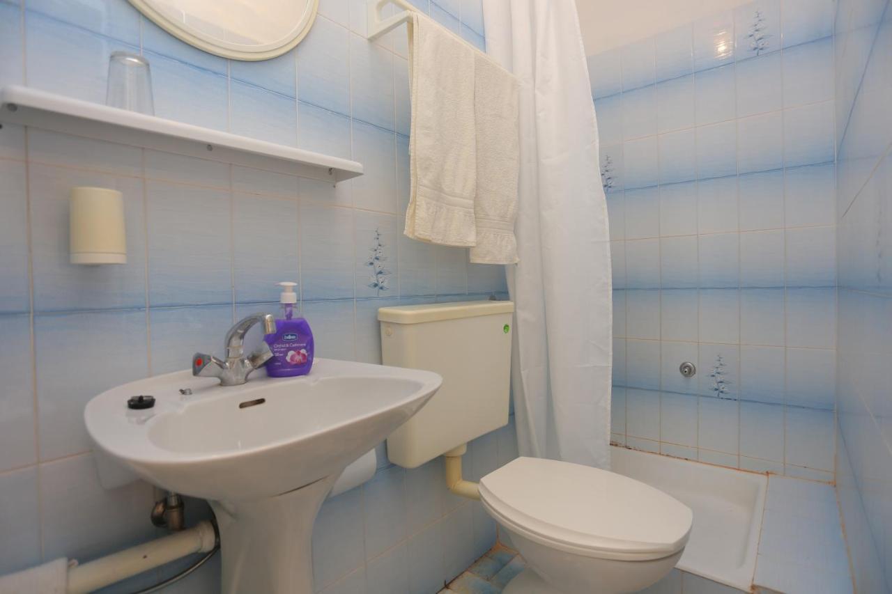 Apartments By The Sea Mimice, Omis - 18149 Ngoại thất bức ảnh